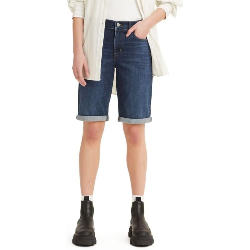 Levi's Perfectly Slimming 548 Bermuda Shorts Cuffed Size 10 Medium Wash